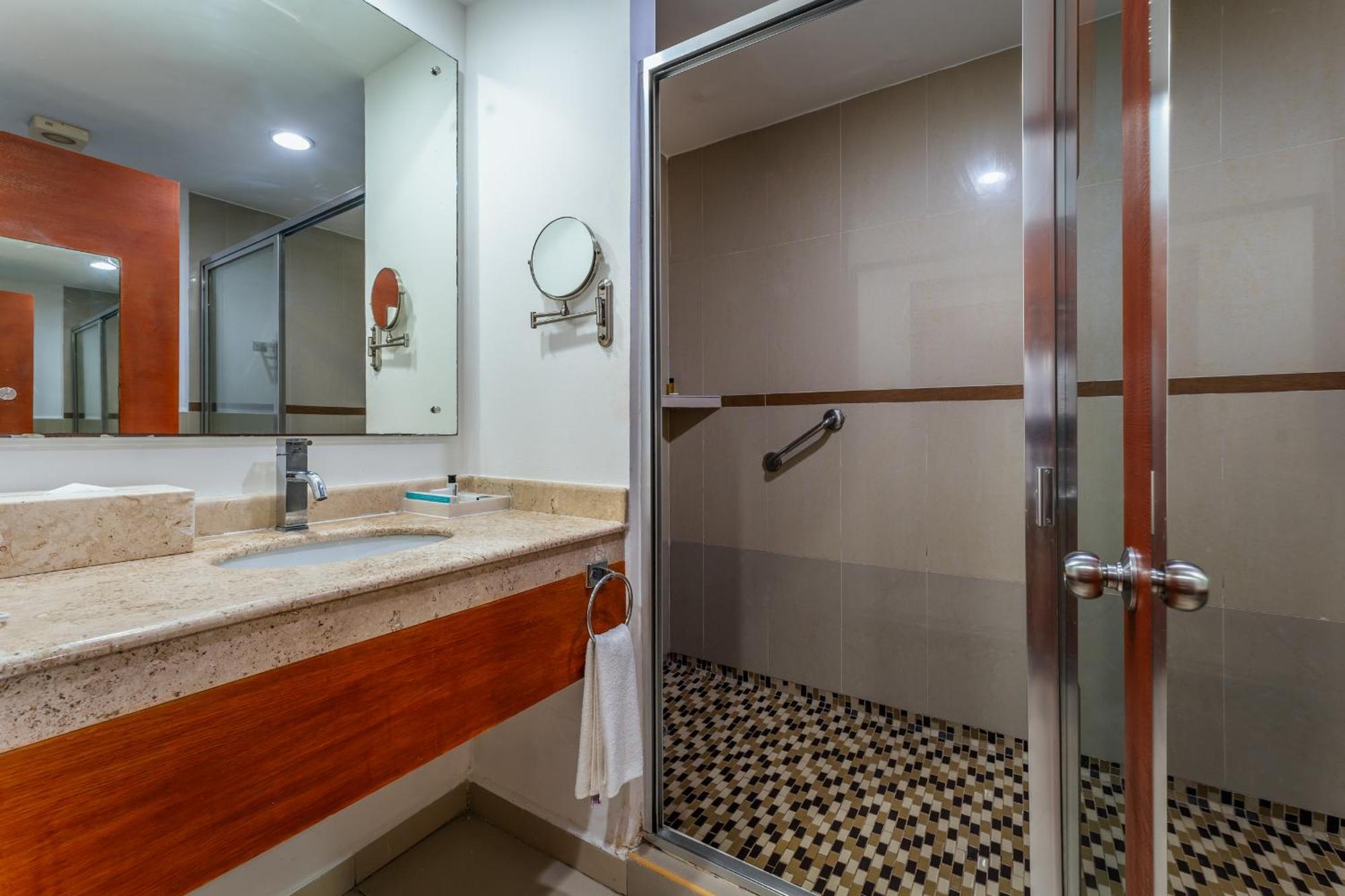 Hotel La Venta Inn Villahermosa Eksteriør bilde